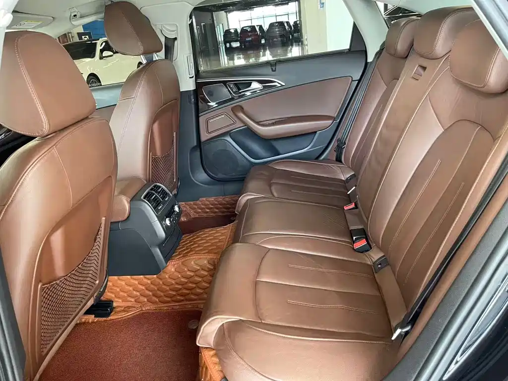 Audi A6L — миниатюра 7