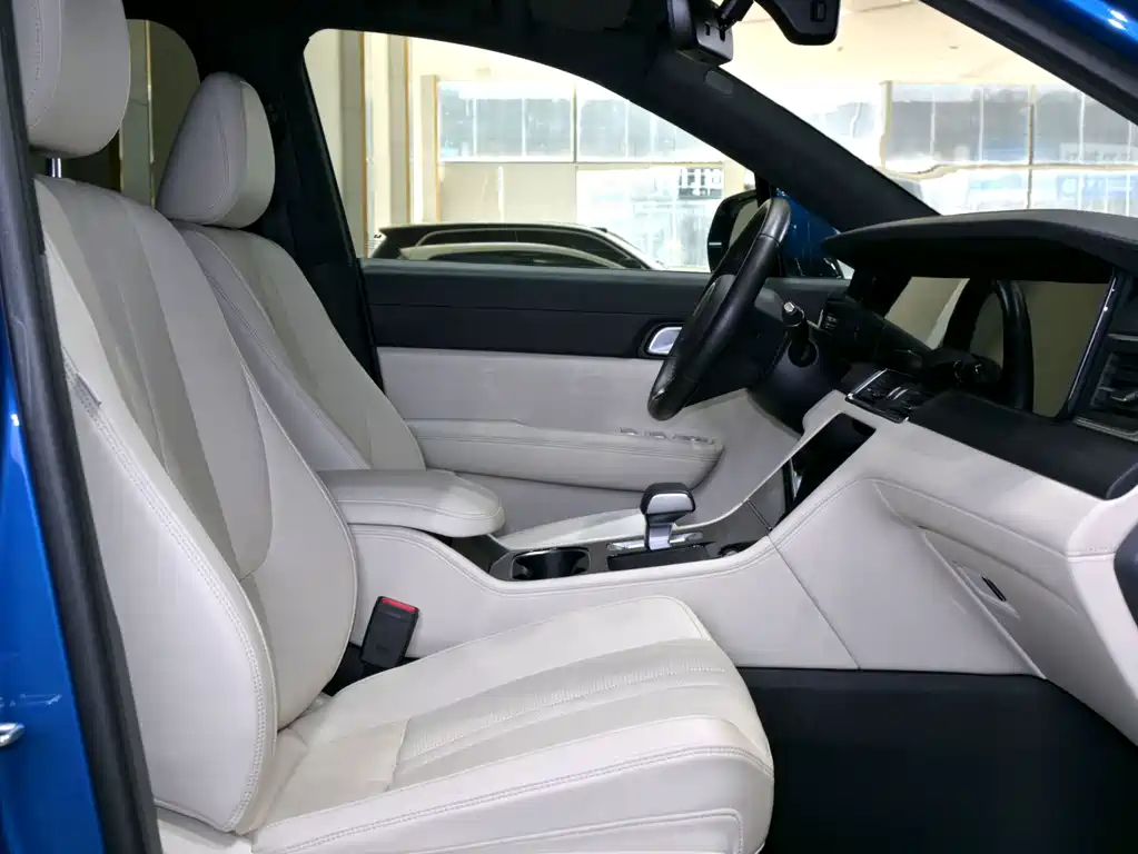 Li Auto Li ONE — миниатюра 12