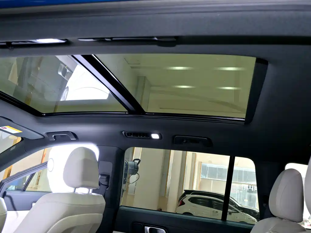 Li Auto Li ONE — миниатюра 23