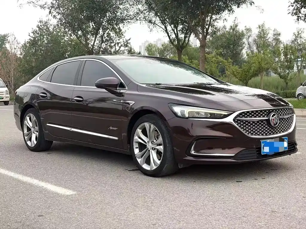 Buick LaCrosse — миниатюра 3