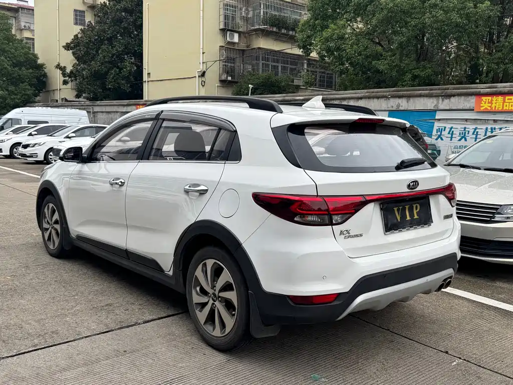 Kia KX Cross — миниатюра 4