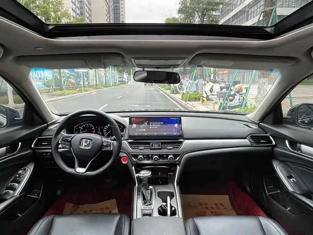 Honda Accord — миниатюра 7
