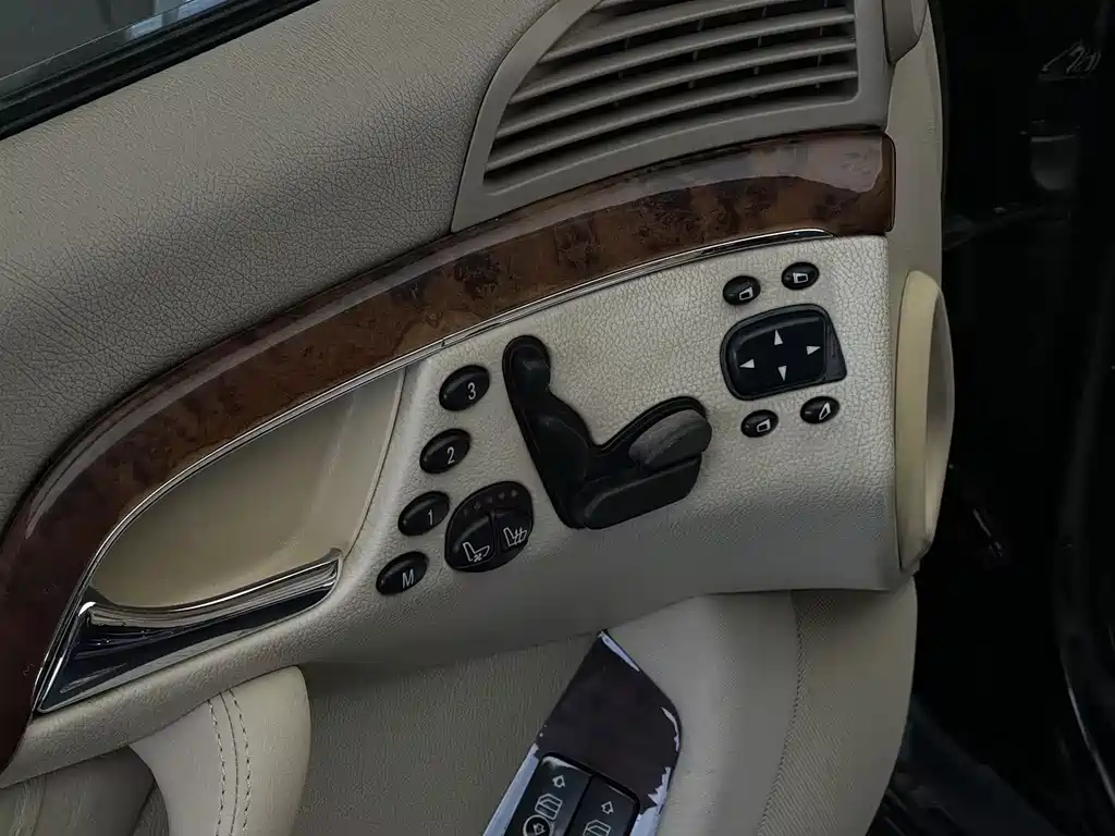 Mercedes-Benz S-Class — миниатюра 9