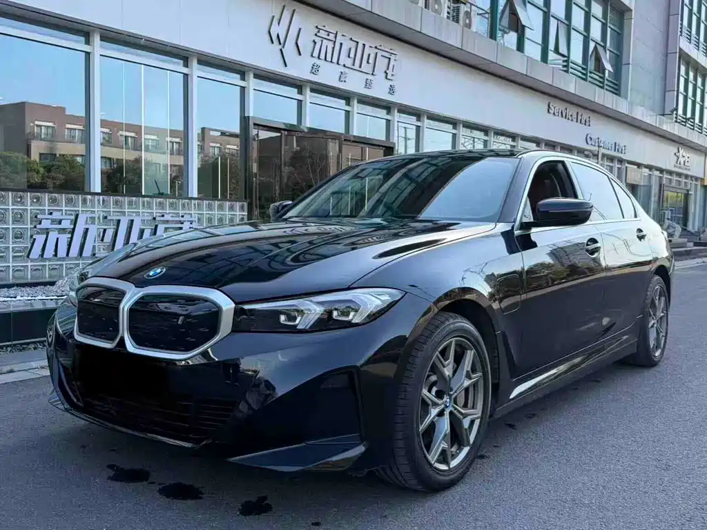 BMW i3 2024