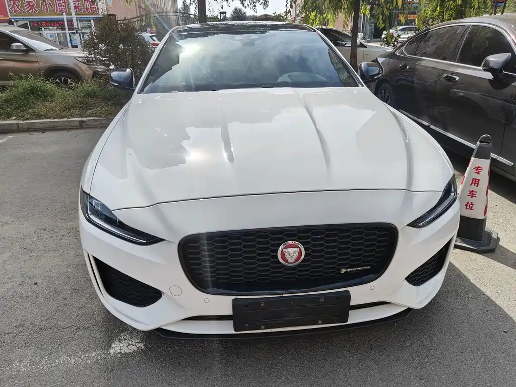 Jaguar XEL — миниатюра 2