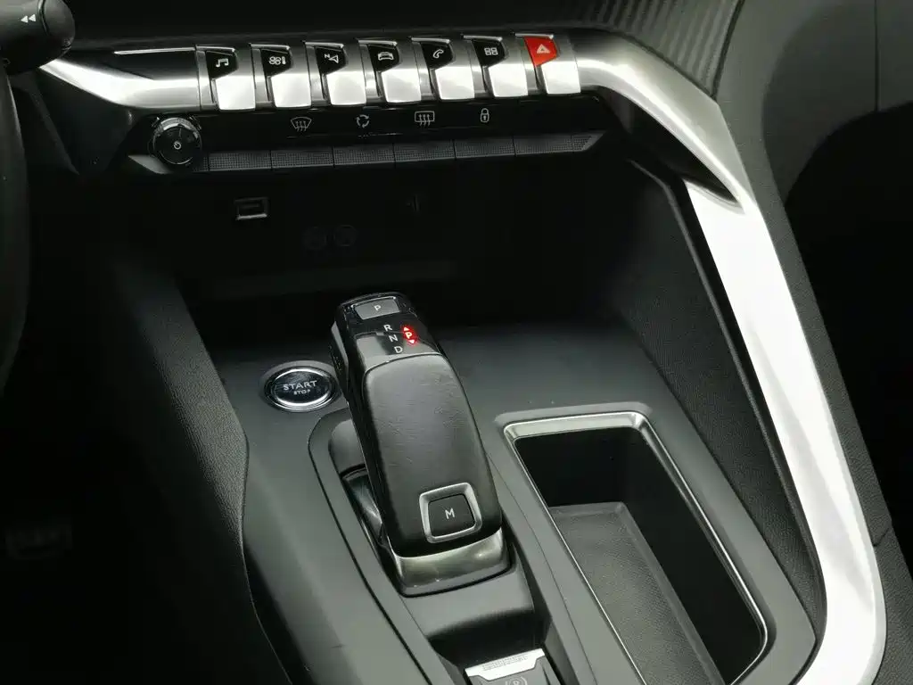 Peugeot 4008 — миниатюра 13