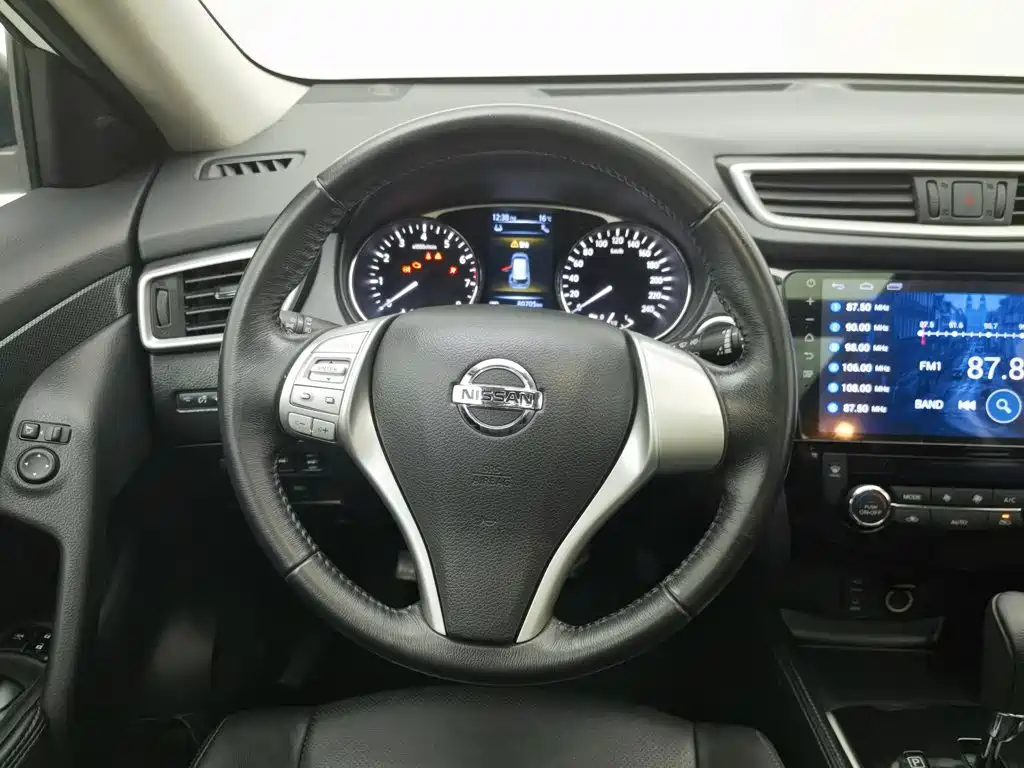 Nissan X-Trail — миниатюра 11