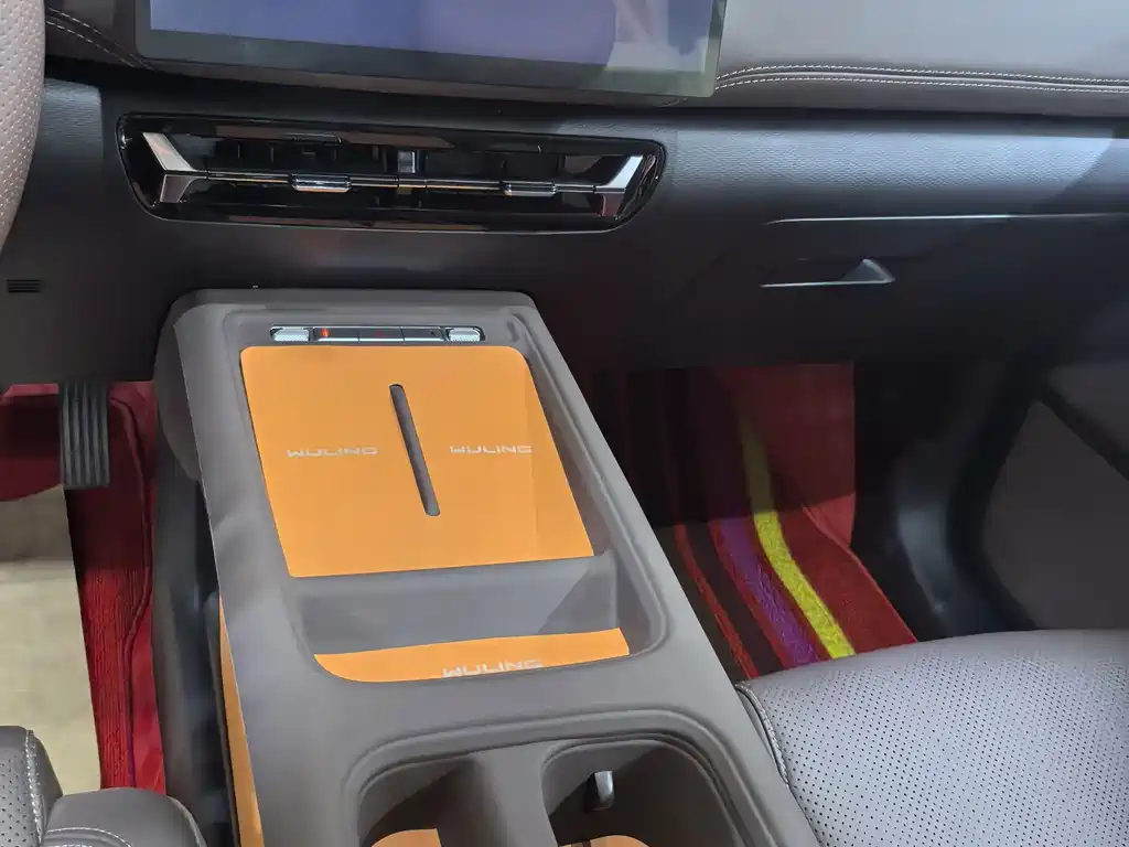 Wuling 星光560新能源 — миниатюра 9