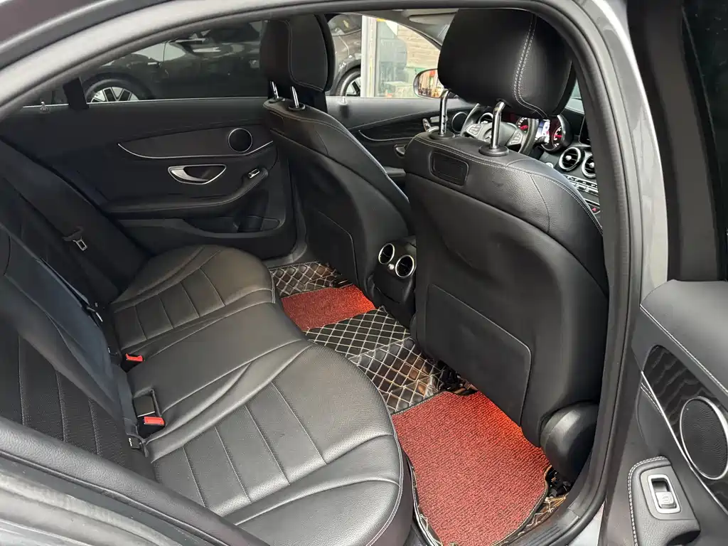 Mercedes-Benz C-Class — миниатюра 19