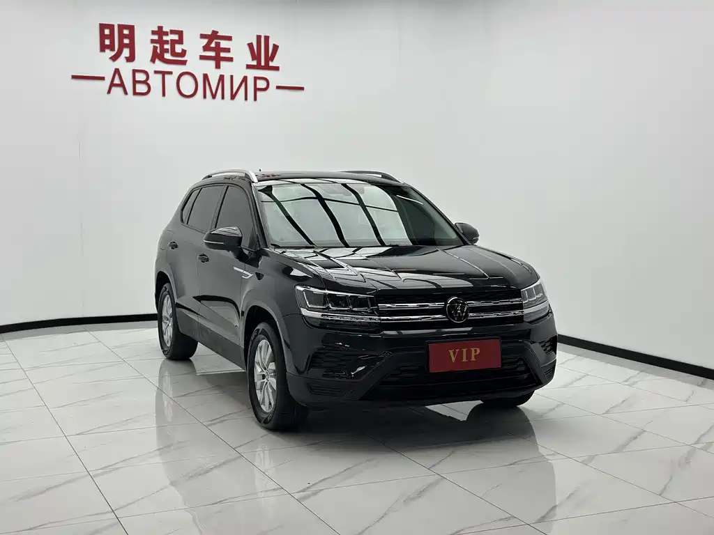 Volkswagen Tharu — миниатюра 3