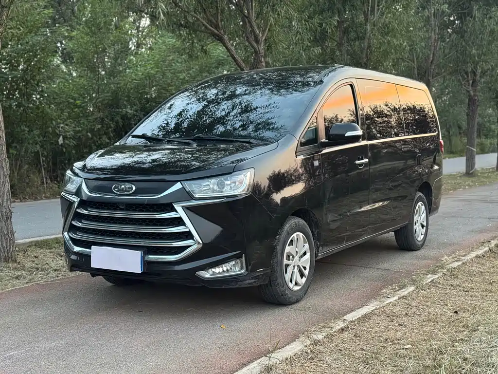 JAC Refine Refine M4 — миниатюра 3