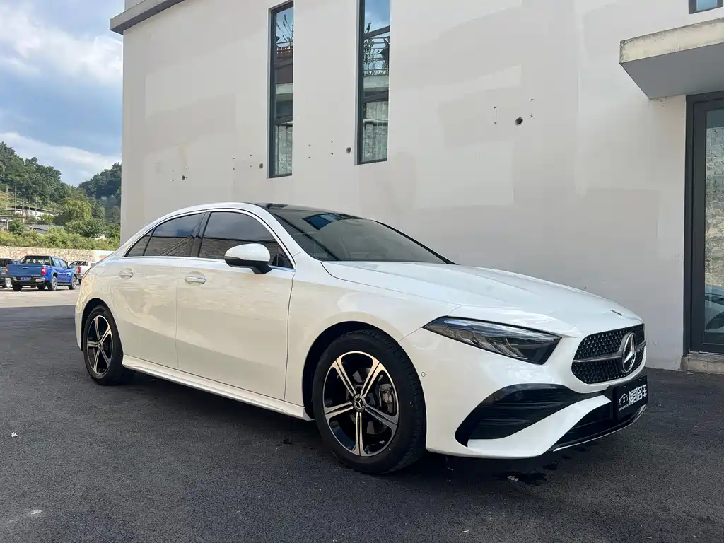 Mercedes-Benz A-Class — миниатюра 3