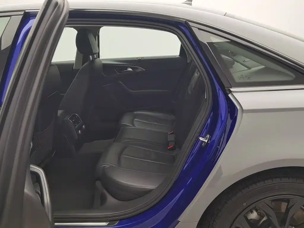Audi A6L — миниатюра 15