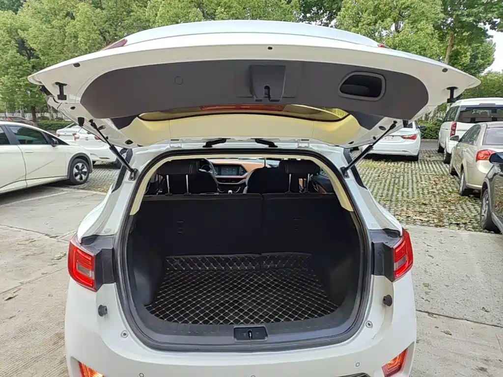 Zotye Zotye T300 — миниатюра 19
