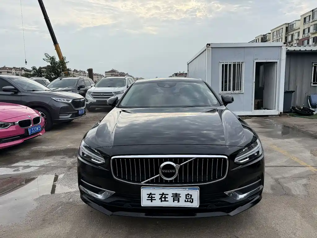 Volvo S90 — миниатюра 2