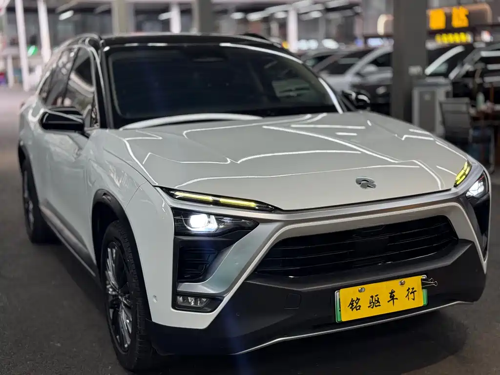 NIO ES8 — миниатюра 6