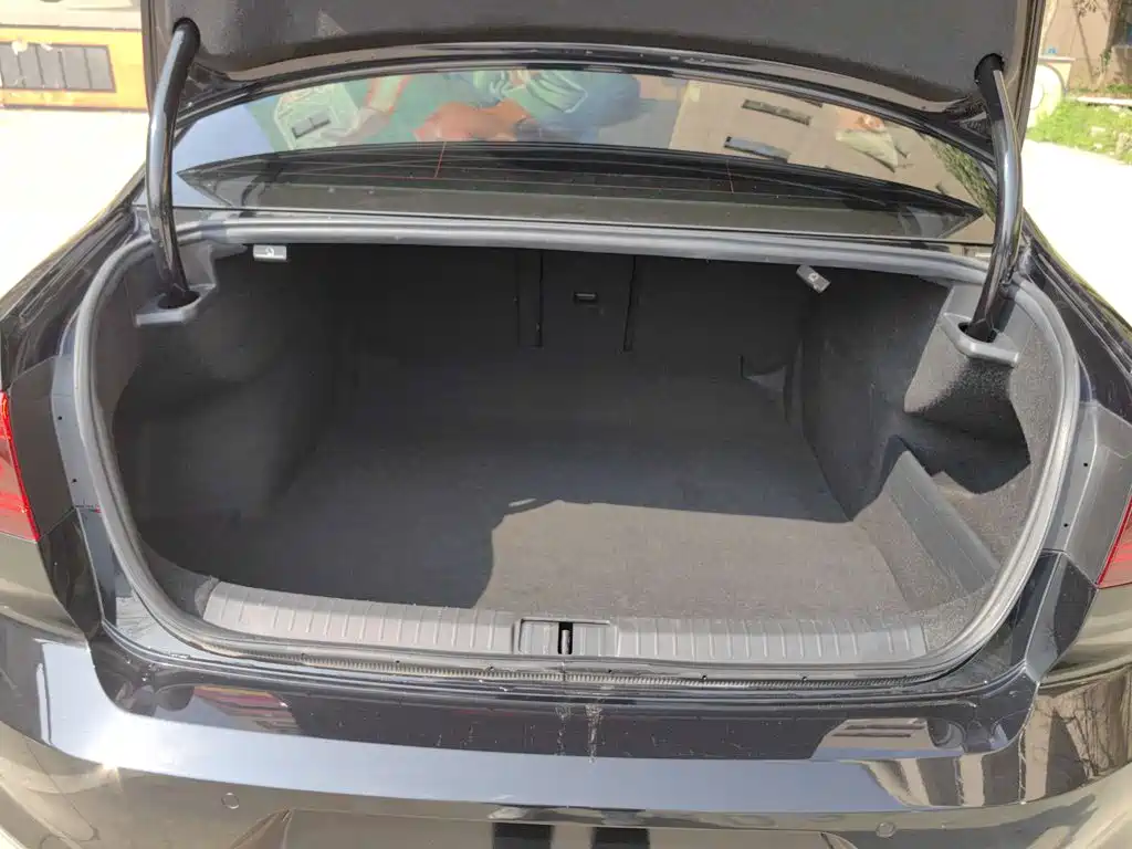Volkswagen Magotan — миниатюра 11