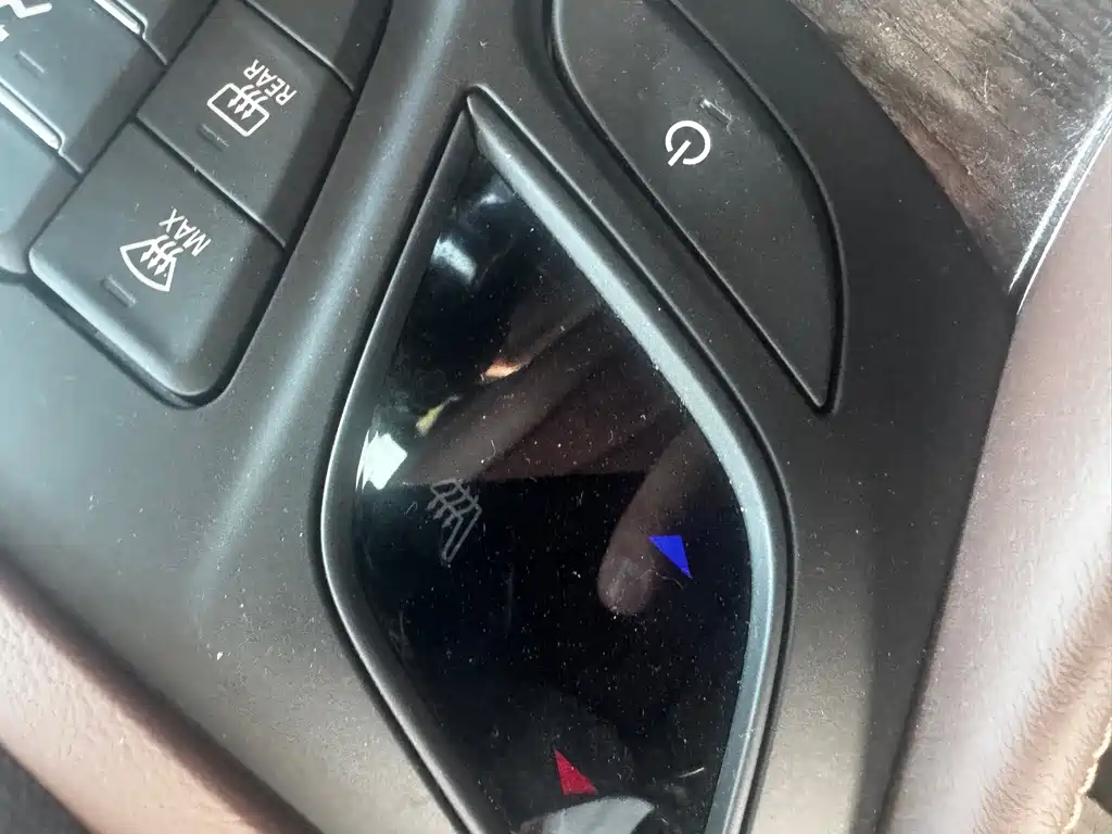 Buick Envision Plus — миниатюра 17