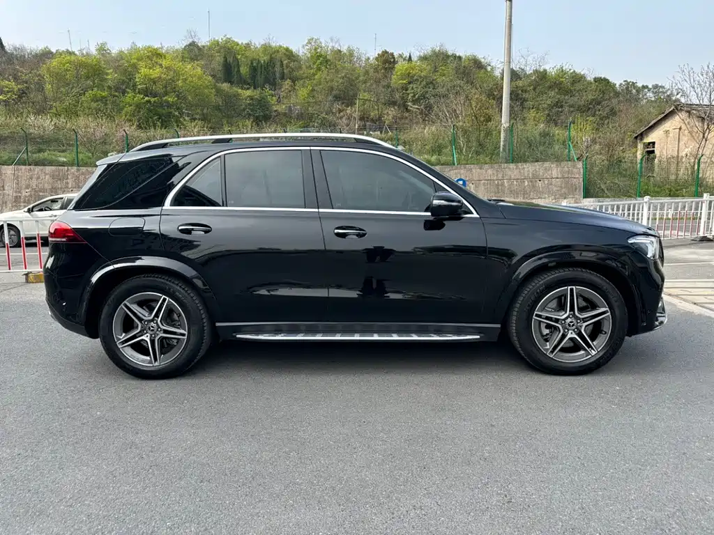 MERCEDES-BENZ  GLE