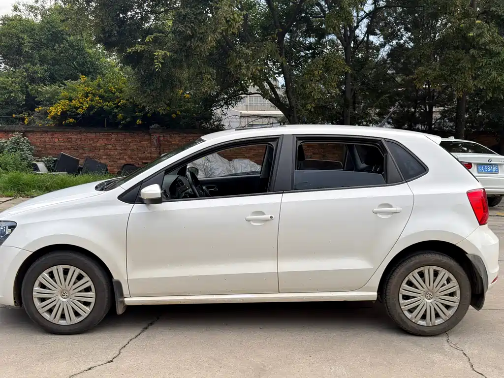 Volkswagen Polo — миниатюра 3