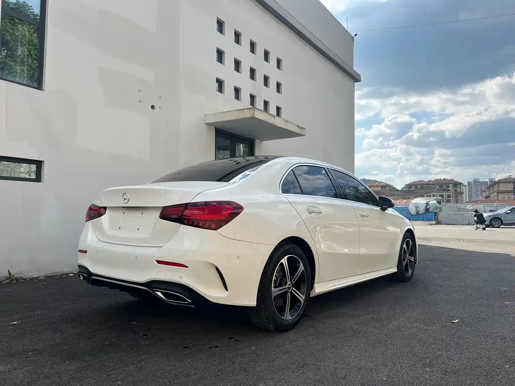 Mercedes-Benz A-Class — миниатюра 9
