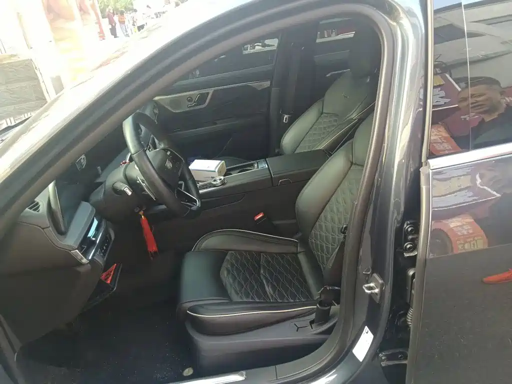 Cadillac CT6 — миниатюра 11