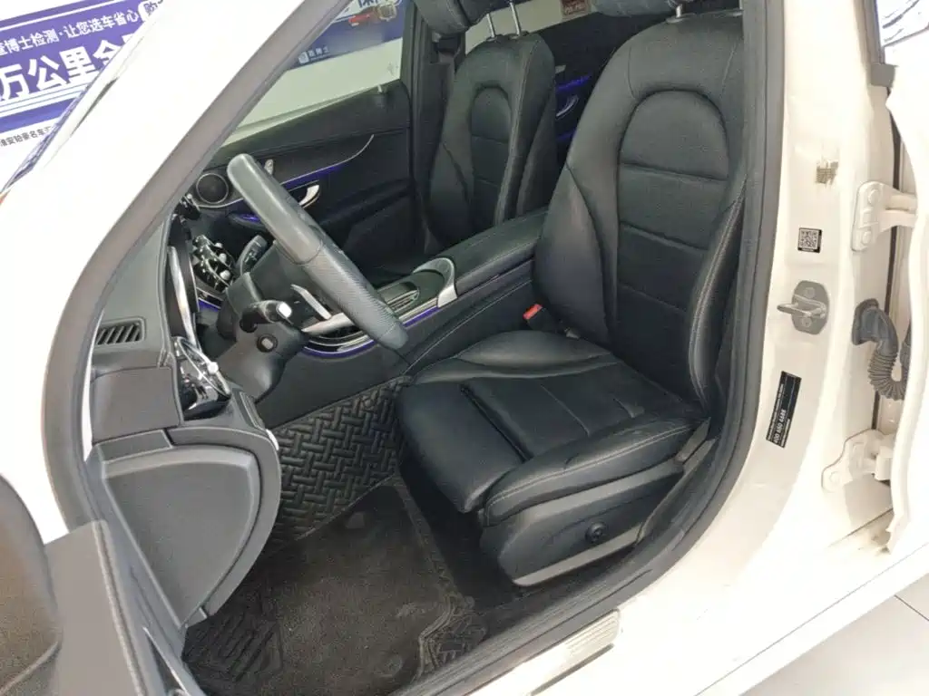 Mercedes-Benz C-Class — миниатюра 15