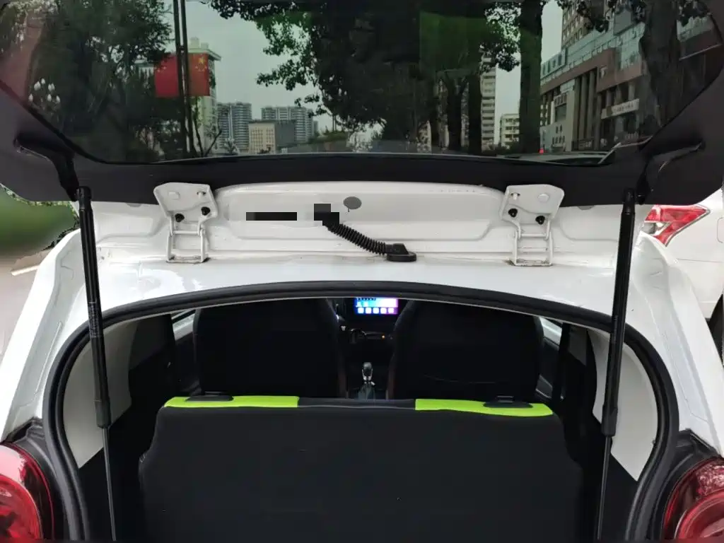Roewe Clever — миниатюра 15