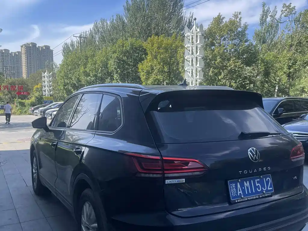Volkswagen Touareg — миниатюра 3