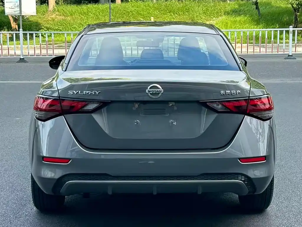 Nissan Sylphy — миниатюра 5