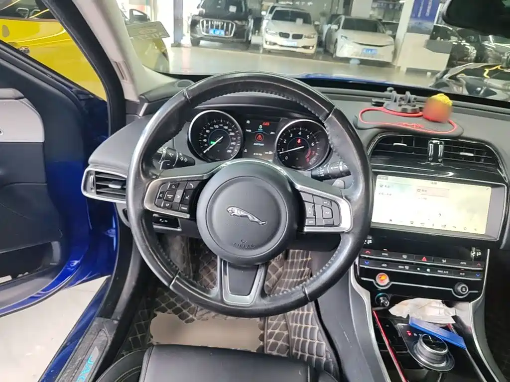 Jaguar XEL — миниатюра 11