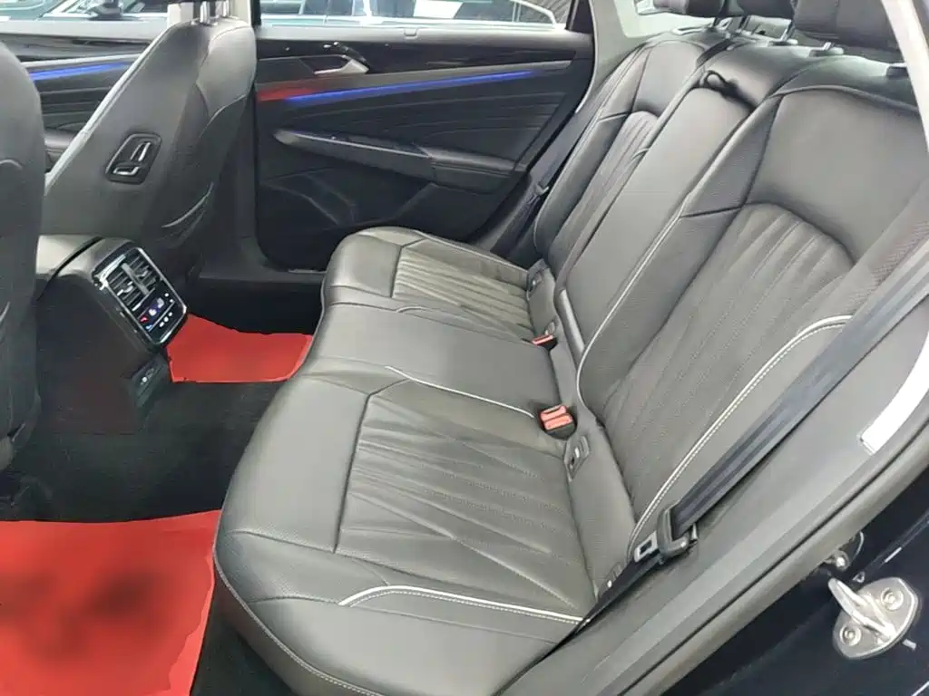 Volkswagen Passat — миниатюра 17