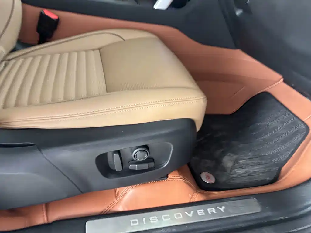 Land Rover Discovery Sport — миниатюра 25