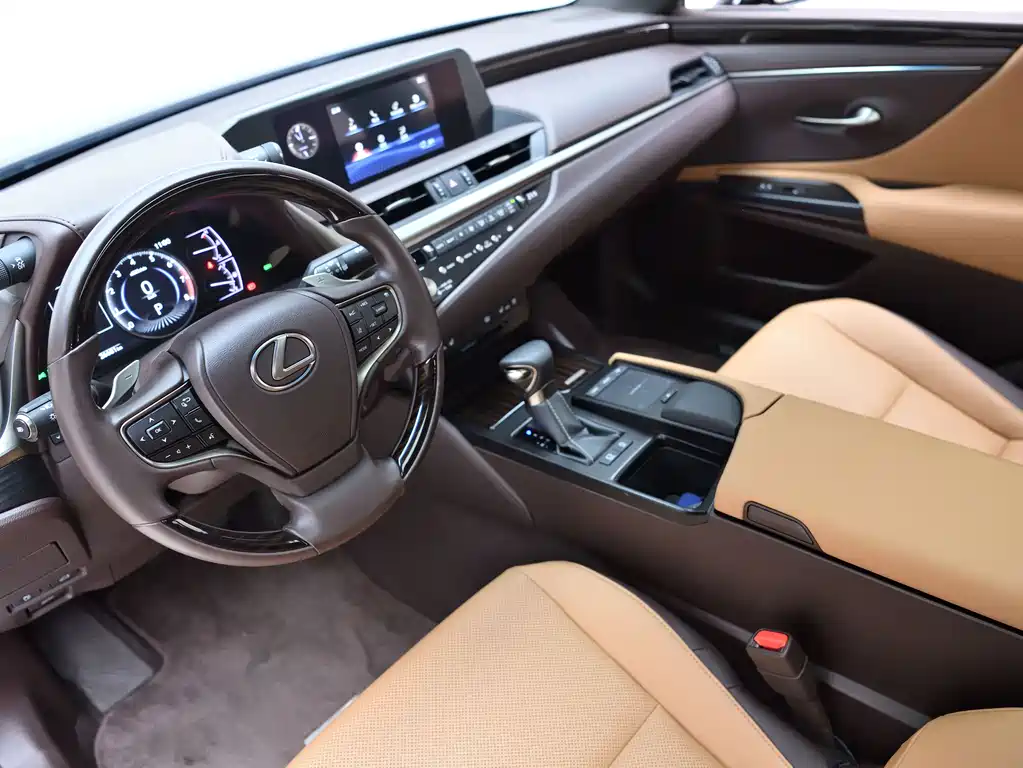 Lexus ES — миниатюра 14