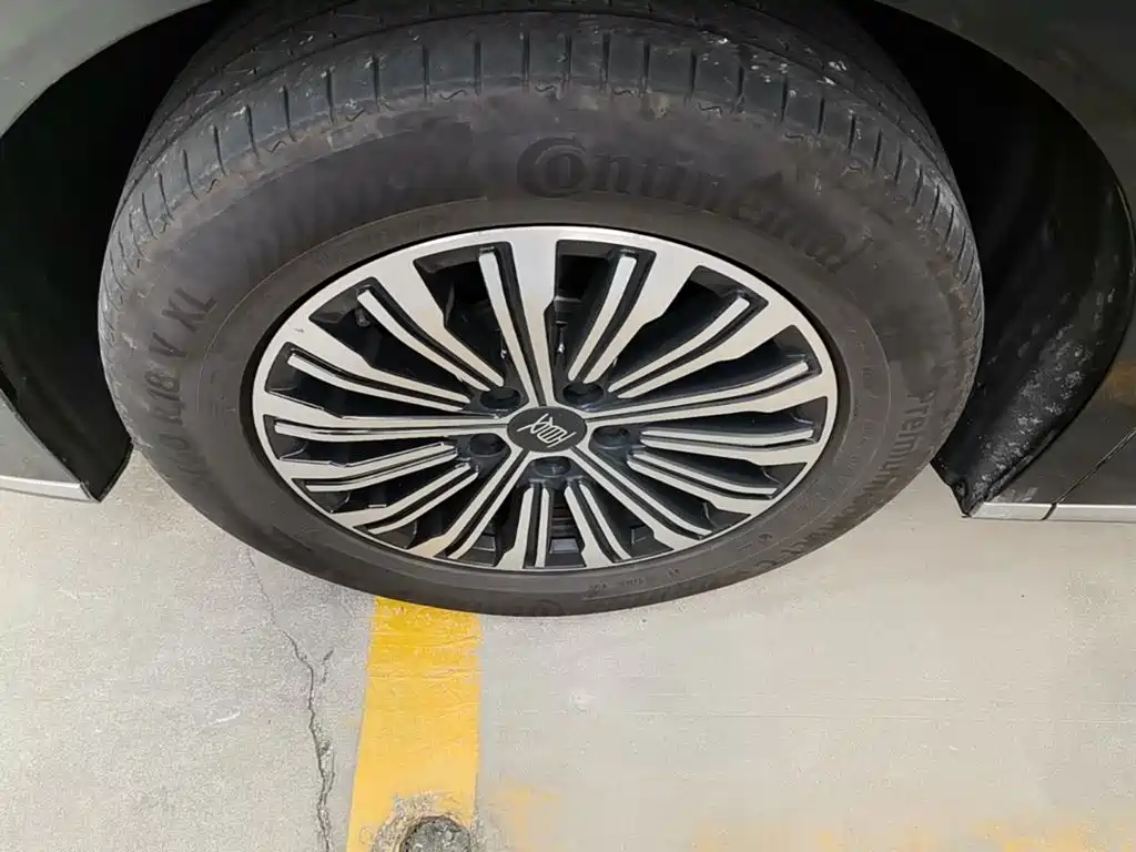 BYD Xia — миниатюра 23