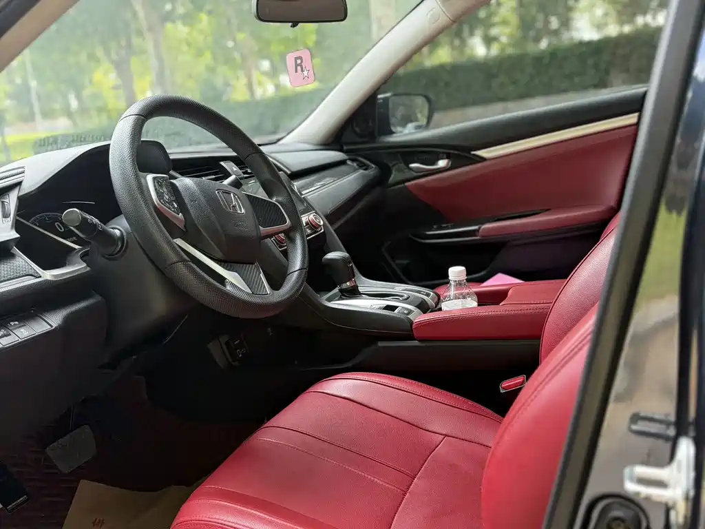 Honda Civic — миниатюра 7
