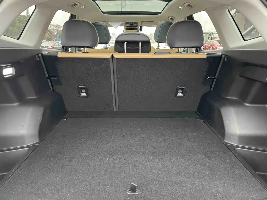 GEELY AUTOMOBILE BOYUE L