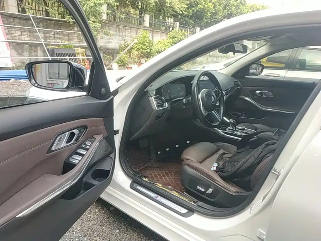 BMW 3 Series — миниатюра 16