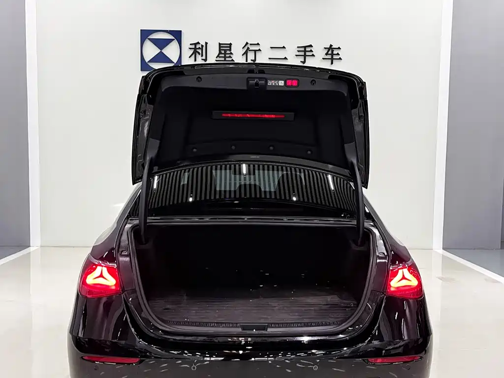 Mercedes-Benz E-Class New Energy — миниатюра 12