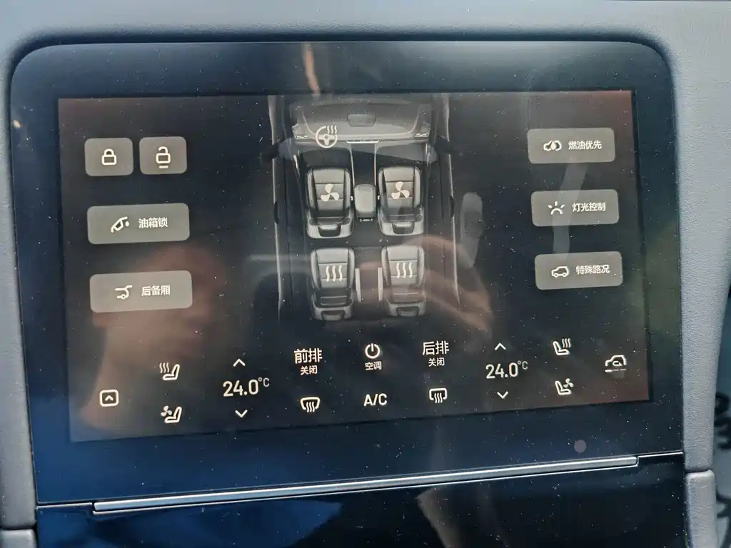 Li Auto Li ONE — миниатюра 11