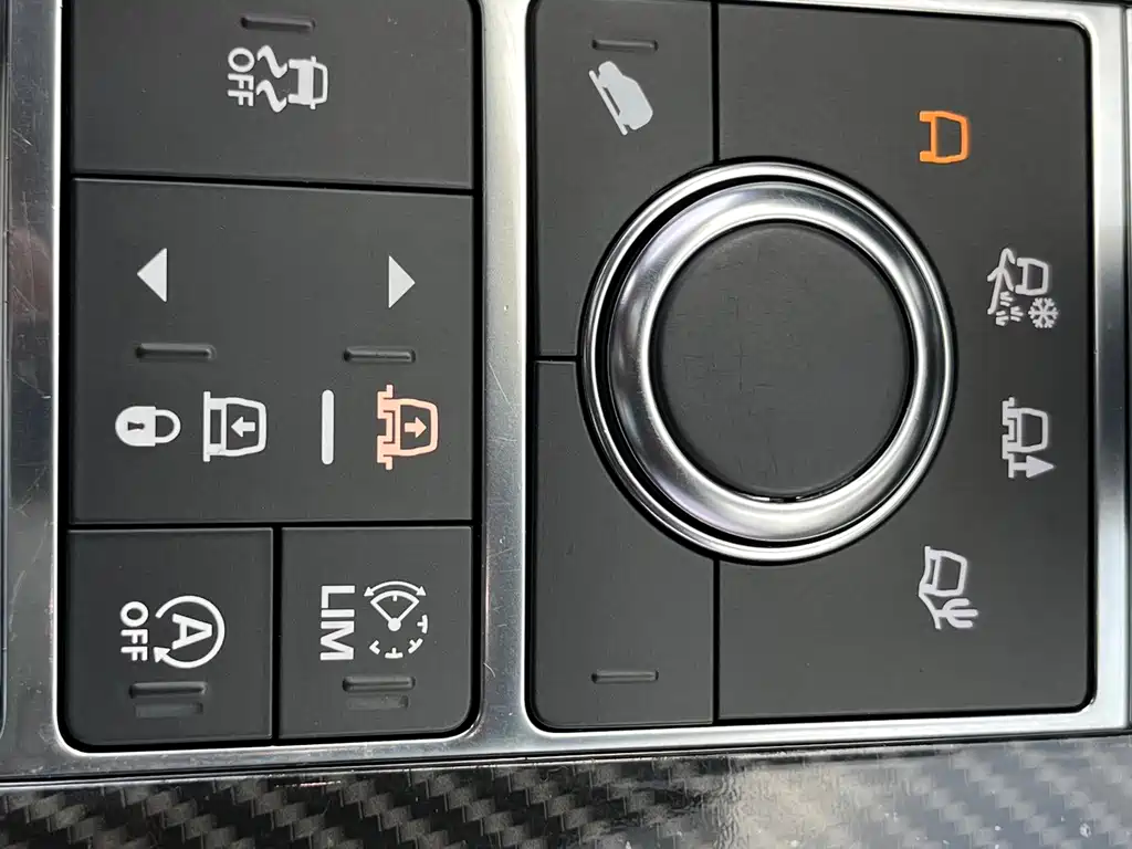 Land Rover Sport — миниатюра 14