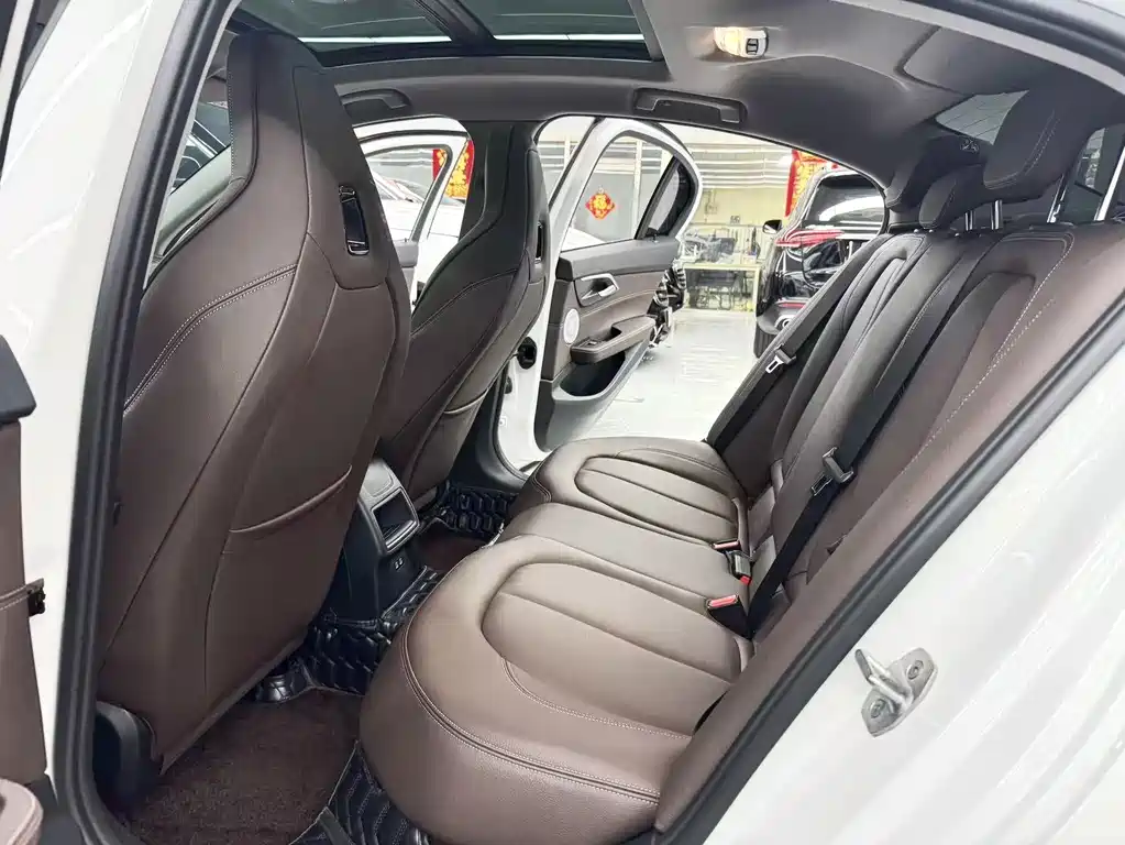 BMW 1 Series — миниатюра 8