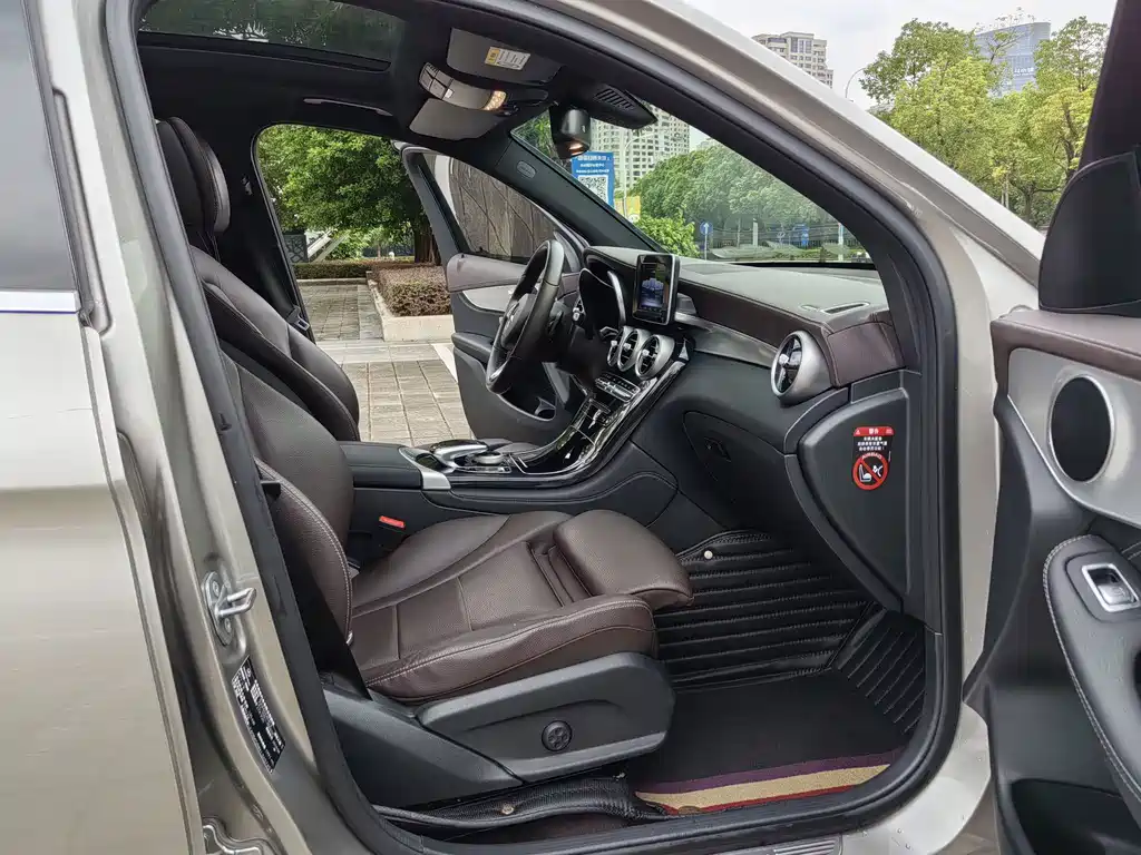 Mercedes-Benz GLC — миниатюра 14
