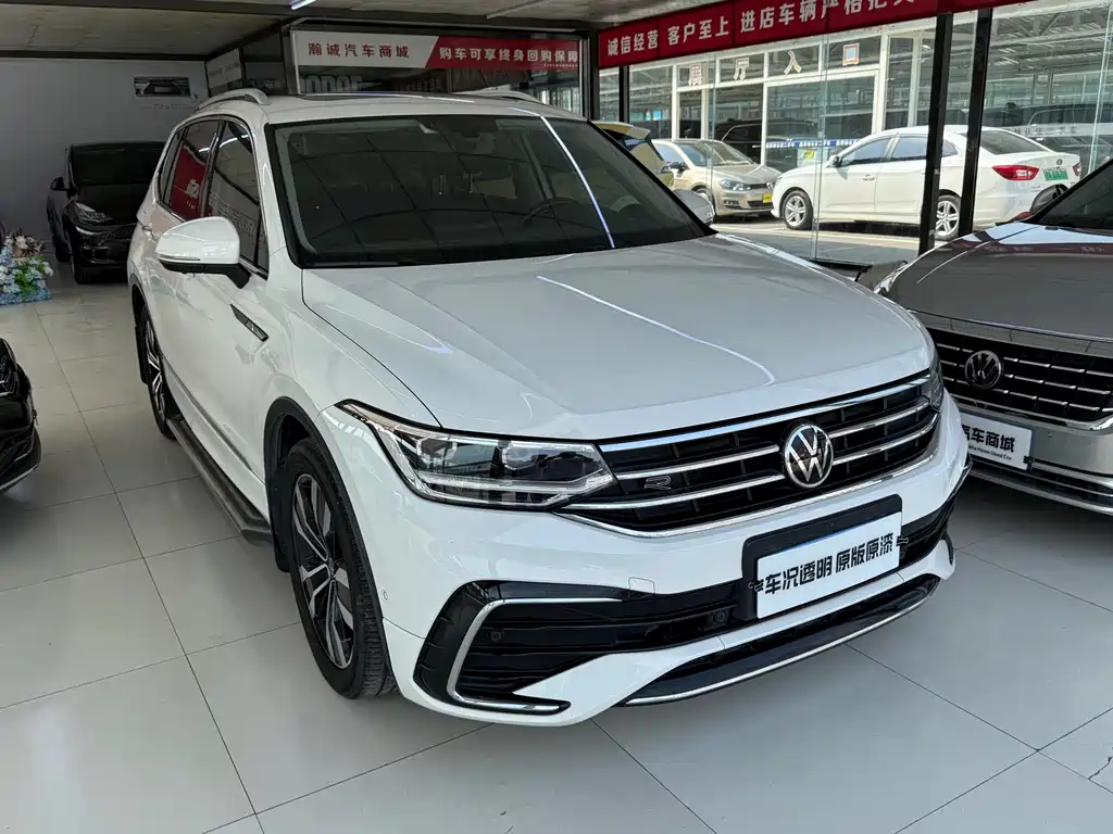 Volkswagen Tiguan L — миниатюра 3