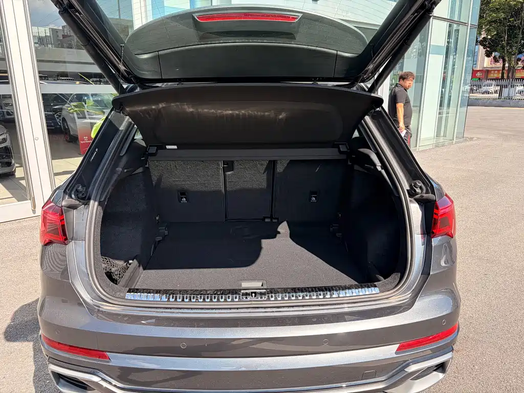 Audi Q3 — миниатюра 14