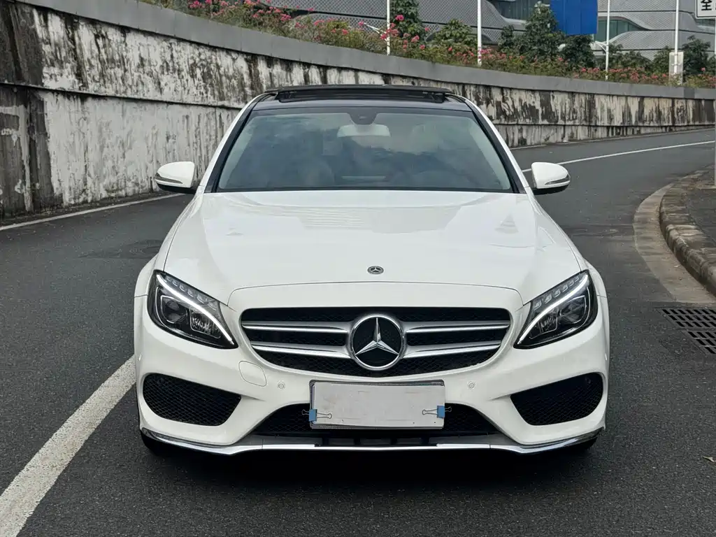 Mercedes-Benz C-Class — миниатюра 2