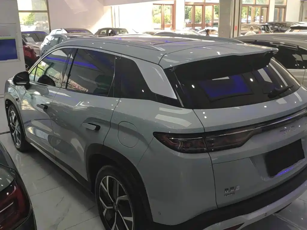 BYD L DM-i — миниатюра 5