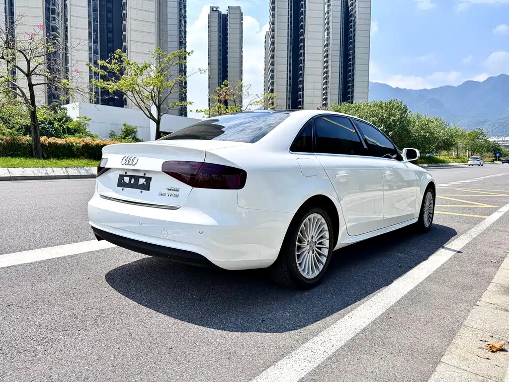 Audi A4L — миниатюра 6