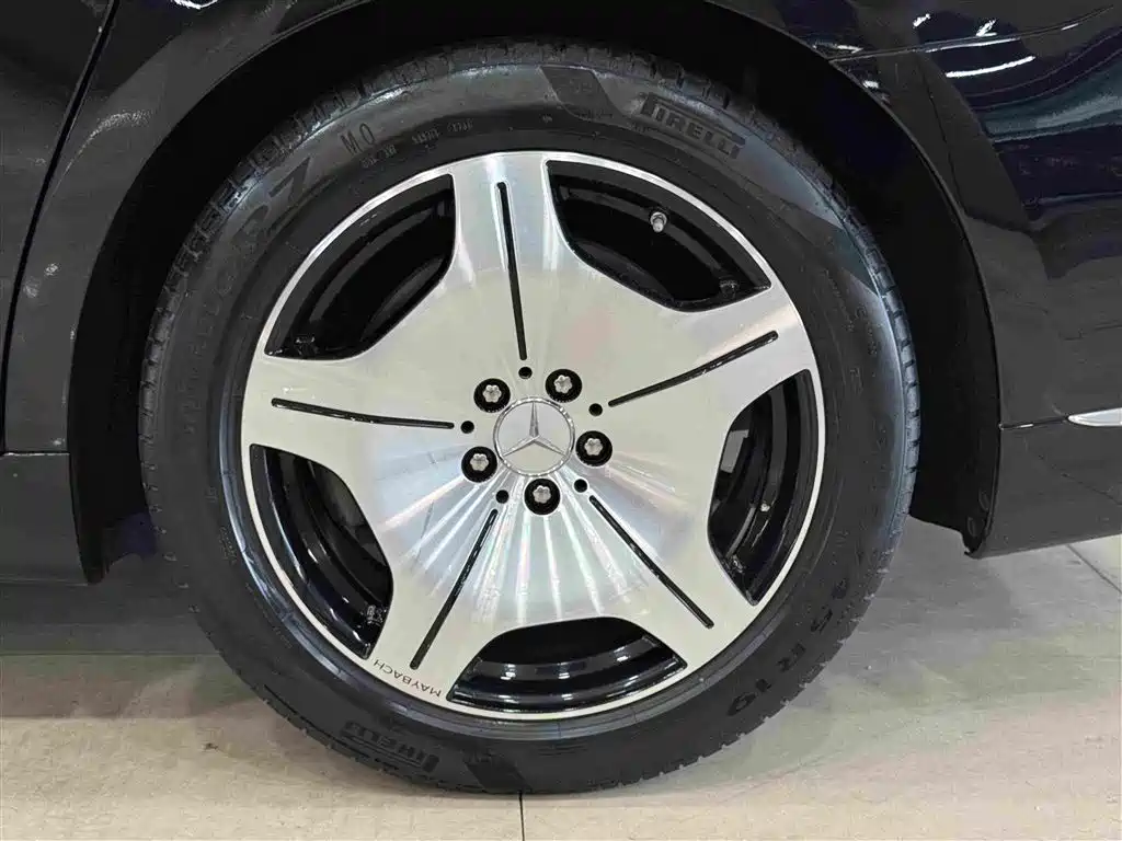 Mercedes-Benz S-Class — миниатюра 21