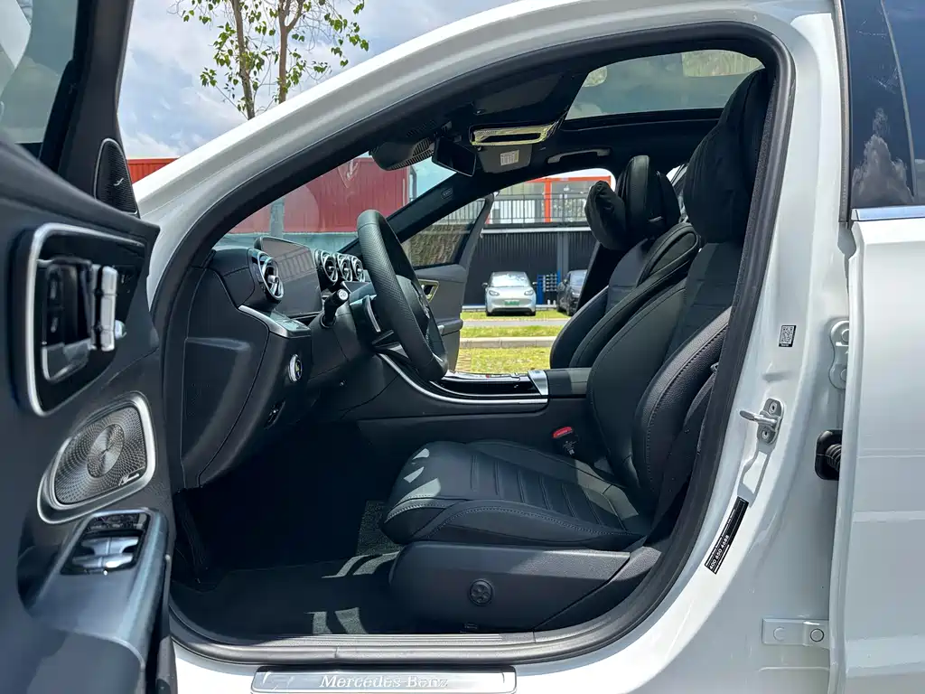 Mercedes-Benz C-Class C 2026 C 260 L Sport
